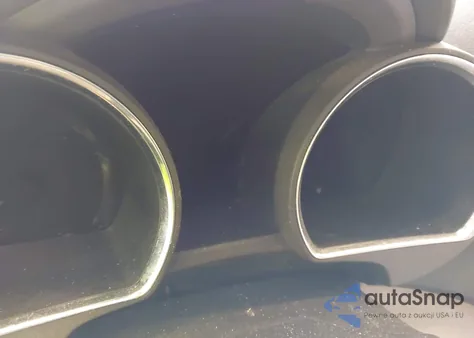 2010 Toyota Highlander Base V6 from USA, damaged, VIN 5TDZK3EH5AS001256